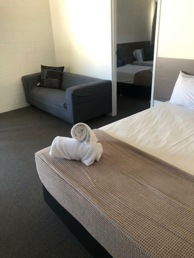 Townsville City Motel Extérieur photo
